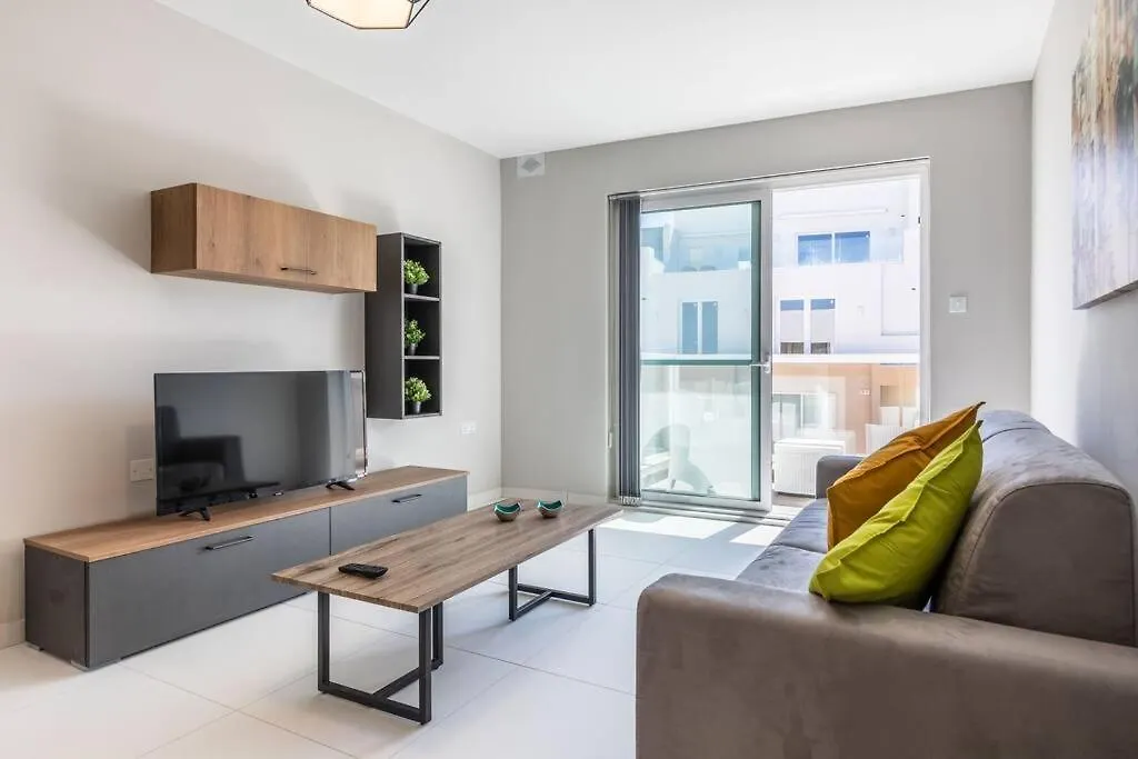 Exquisite Modern Luxury Apt In Central Malta - Walking Distance To The Restaurants & Night Life Is-Swieqi 0*,