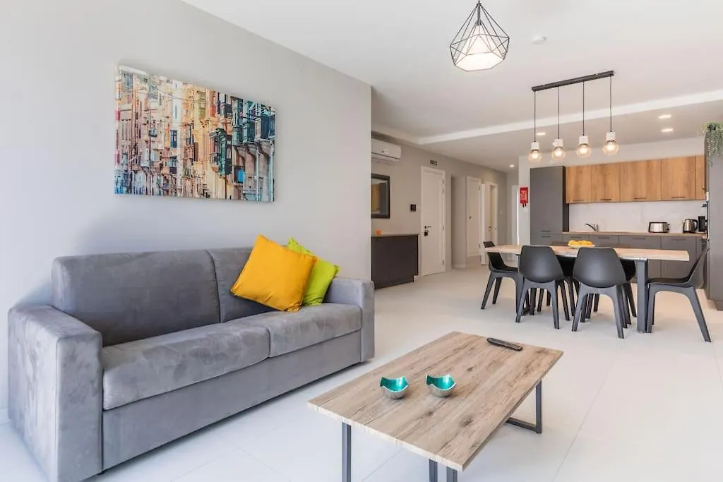 Exquisite Modern Luxury Apt In Central Malta - Walking Distance To The Restaurants & Night Life Is-Swieqi Malta
